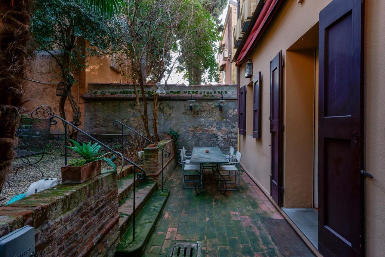 Suite Aldrovandi, With Private Garden Bologna Luaran gambar
