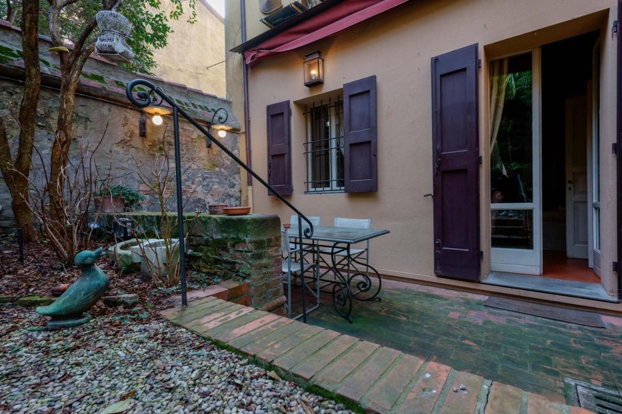 Suite Aldrovandi, With Private Garden Bologna Luaran gambar